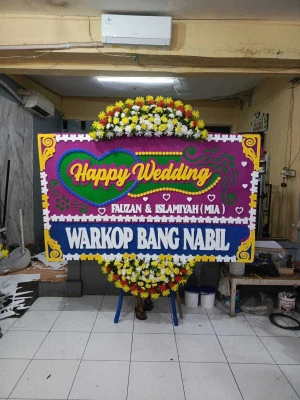 Papan Bunga di The Breeze Bsd